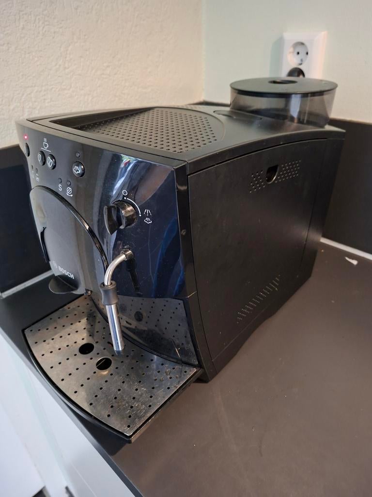 Bosch Benvenuto Classic Piano Espresso Apparaat, Stoompijpje, Gebruikt, Espresso apparaat, 2 tot 4 kopjes