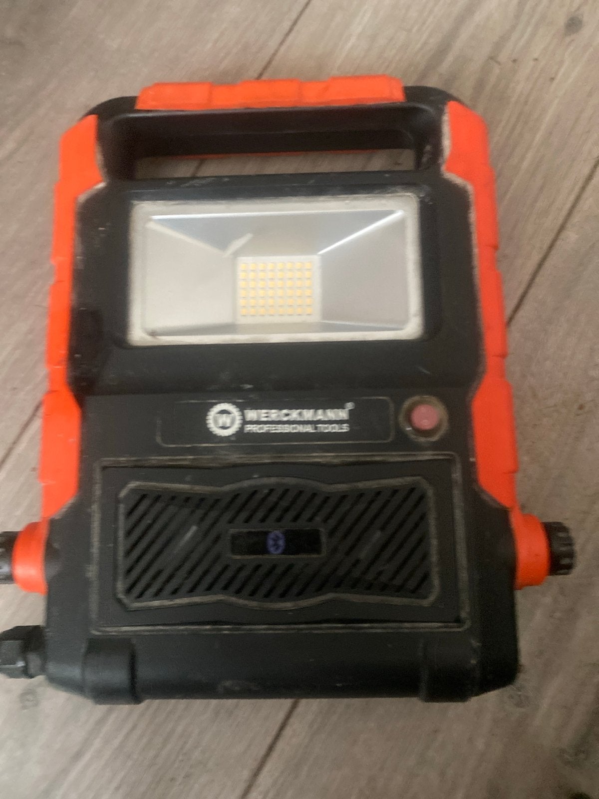 Werckmann Professionele LED Bouwlamp met Bluetooth Speaker, Ophalen, Gebruikt, Minder dan 50 watt, Lamp met armatuur