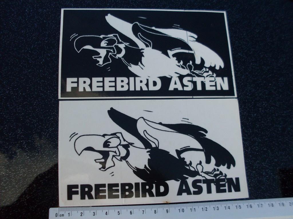 2x ruit sticker freebird asten logo discotheek, Verzamelen, Verzenden, Zo goed als nieuw, Bedrijf of Vereniging