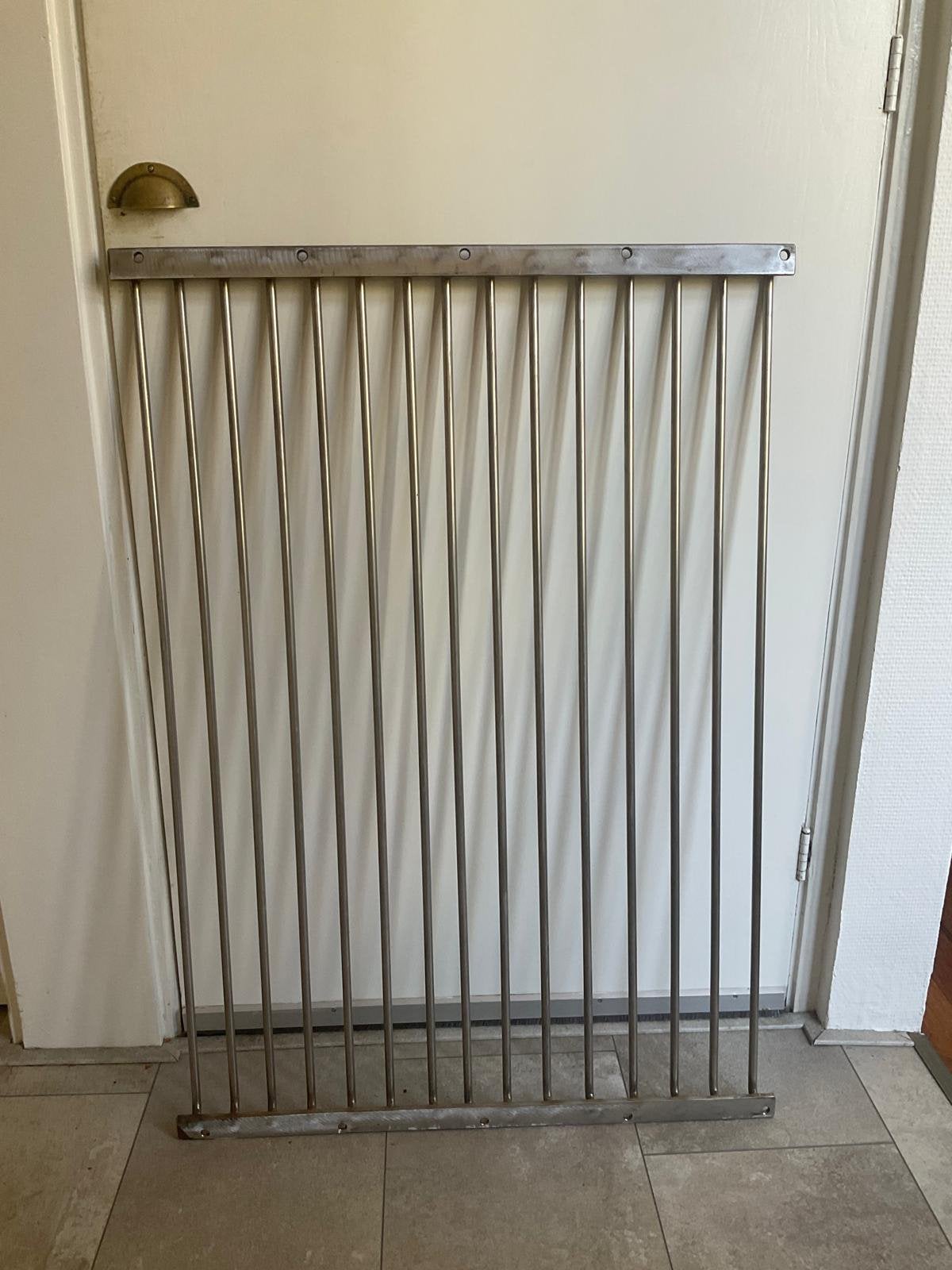 Door VAKMAN gemaakt RVS HEK voor EXTRA BEVEILIGING deur oid, Ophalen, Overige materialen, Nieuw, Minder dan 5 m²