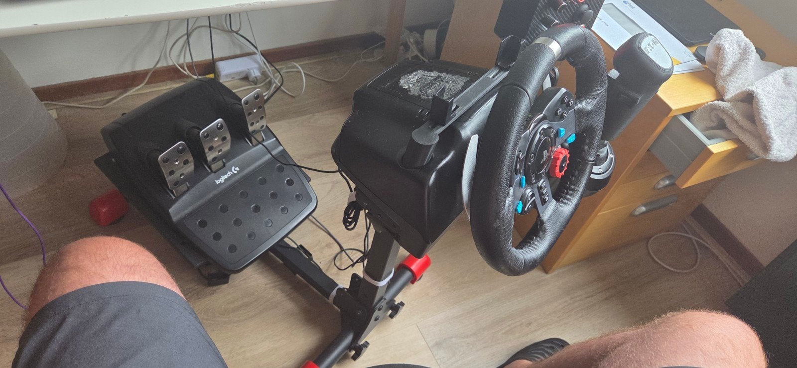 Logitech G29 racestuur met pedalen en shifter, Ophalen, Racestuur, Gebruikt, Force feedback
