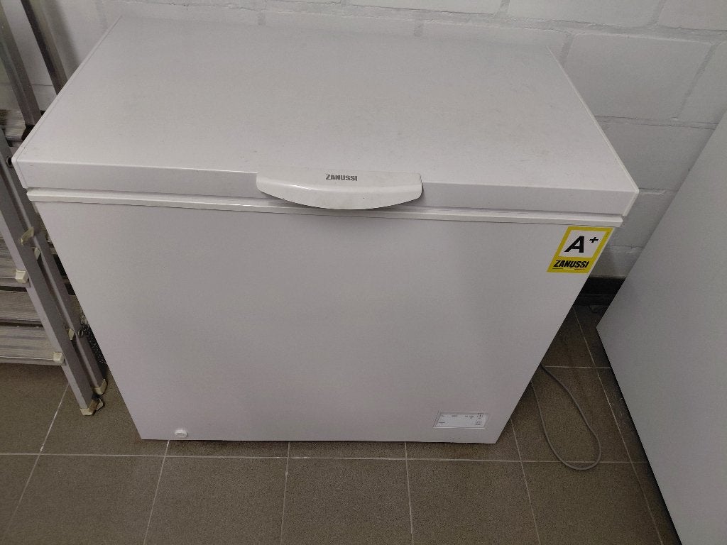 Diepvries vrieskist Zanussi 198L, Vrieskist, Gebruikt, Minder dan 85 cm, Energieklasse A of zuiniger