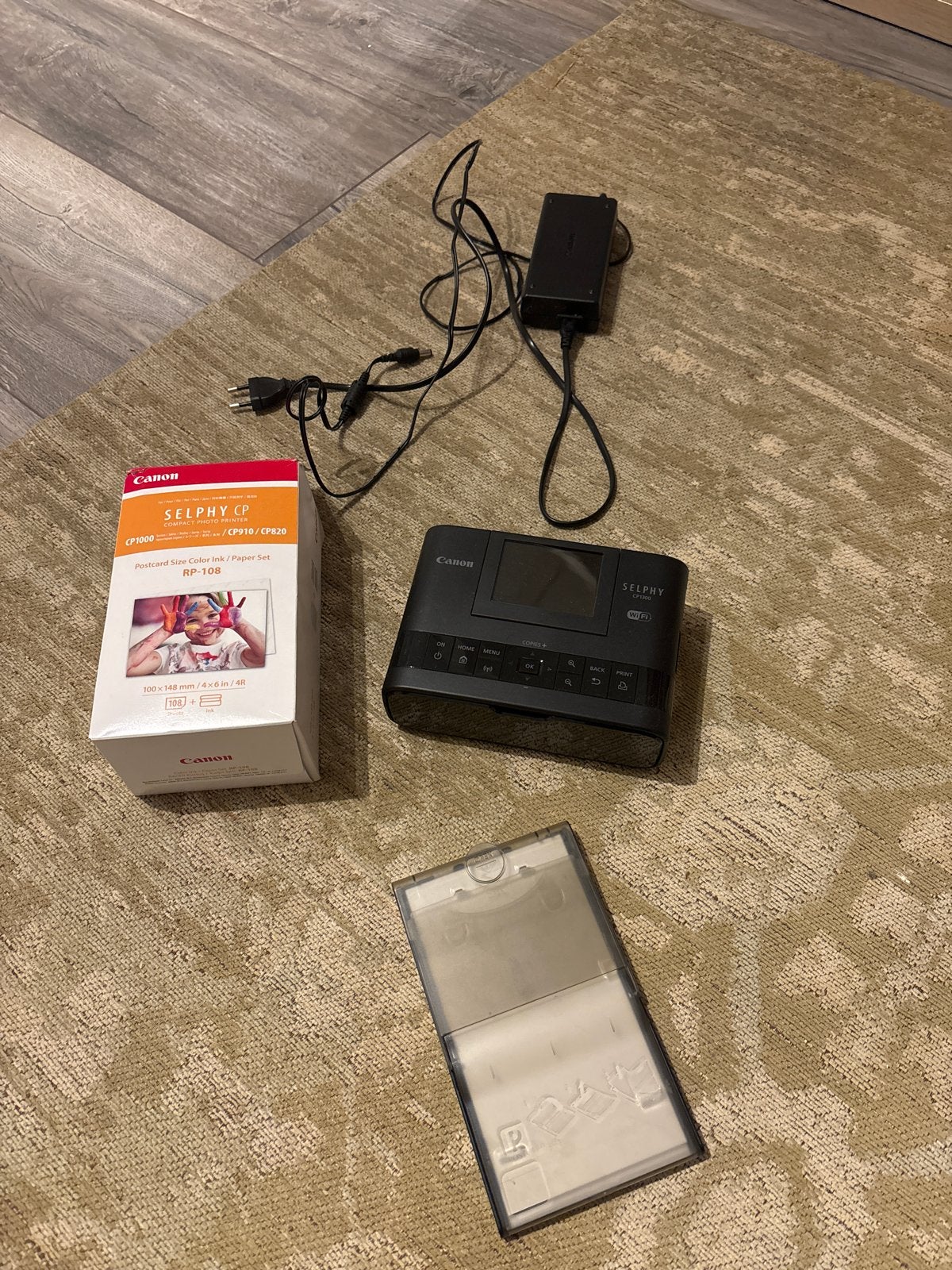 Canon Selphy CP1300 Fotoprinter met accessoires, Gebruikt, Fotoprinter, Kleur printen, Ophalen of Verzenden
