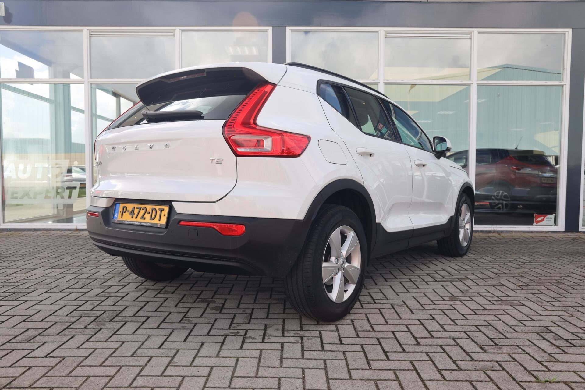 Foto 3 van Volvo XC40 1.5 T2 Momentum Core|Automaat|LED|Camera|Cruise|N
