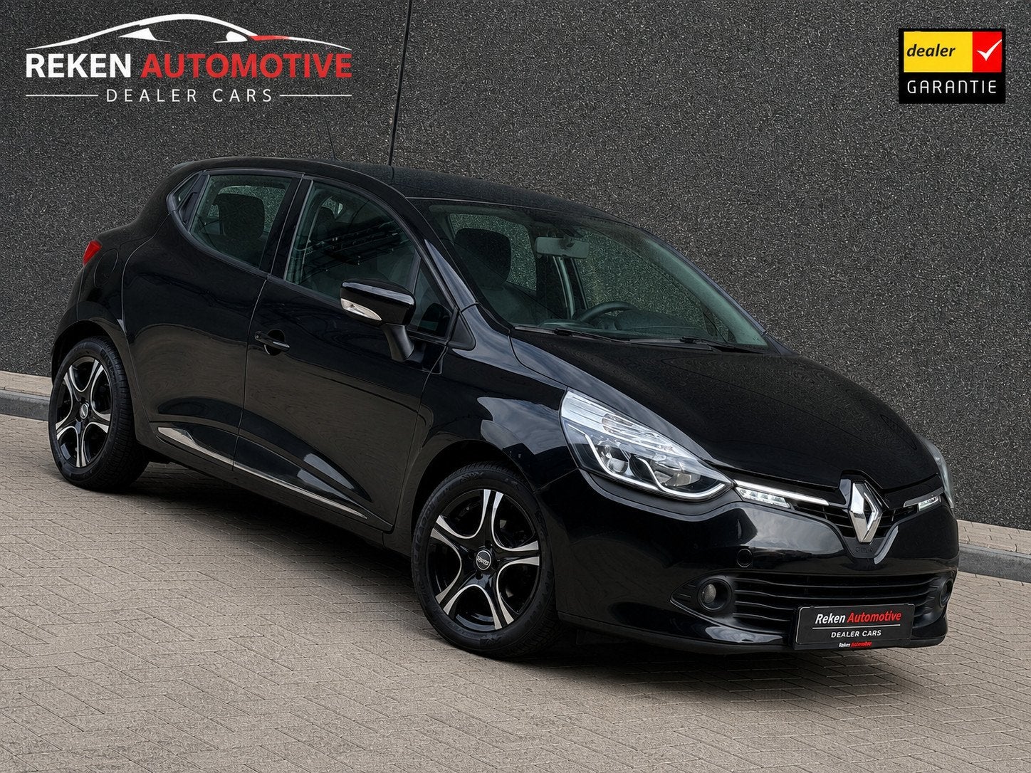 Renault CLIO 1.2 Expression Led Navigatie Cruise Controle Ac, Voorwielaandrijving, Stof, Gebruikt, 4 cilinders