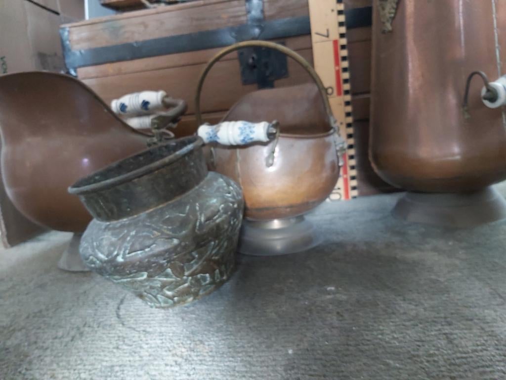 Koperen Kolenkitten en Oosterse Bloempot Set, Antiek en Kunst, Ophalen