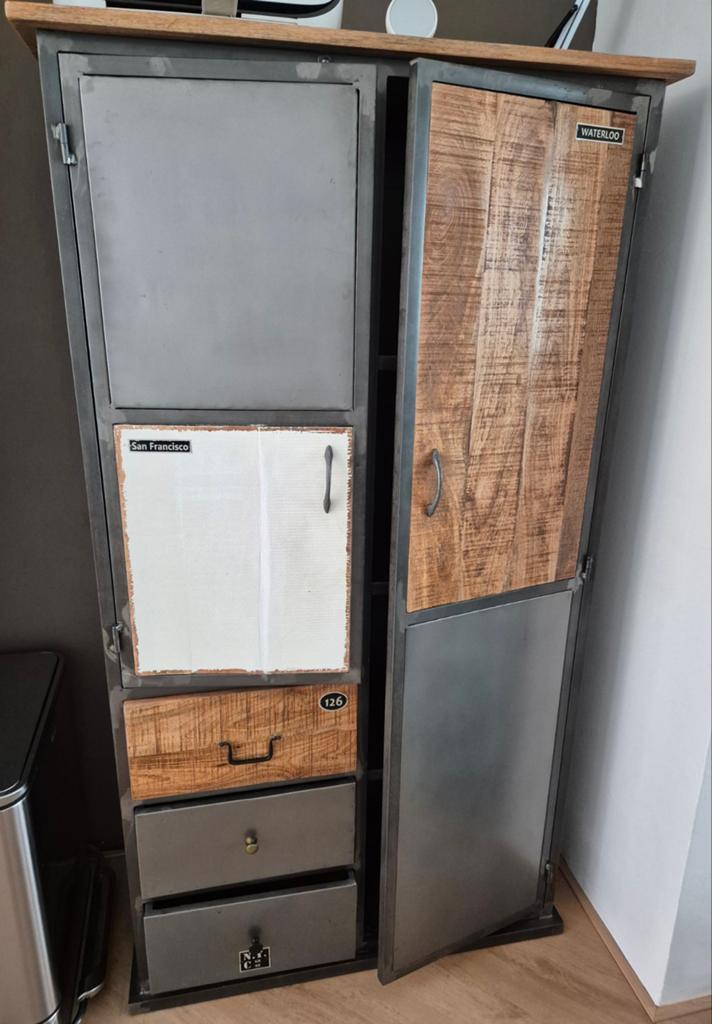 Eleonora vintage kast, Ophalen, Gebruikt, Industrieel