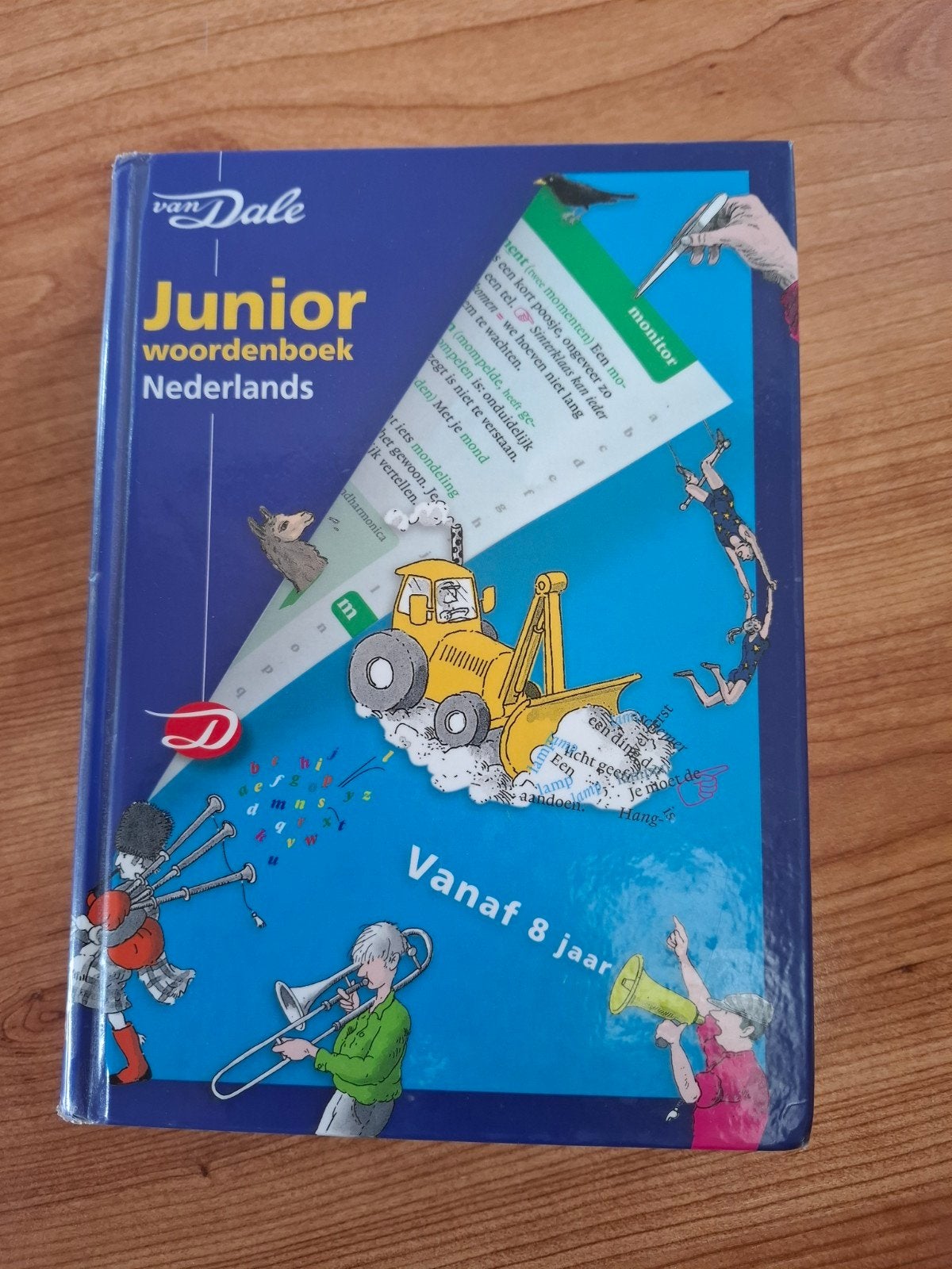 Van Dale Junior woordenboek Nederlands - Vanaf 8 jaar, Boeken, Van Dale, Nederlands, Ophalen of Verzenden, Zo goed als nieuw