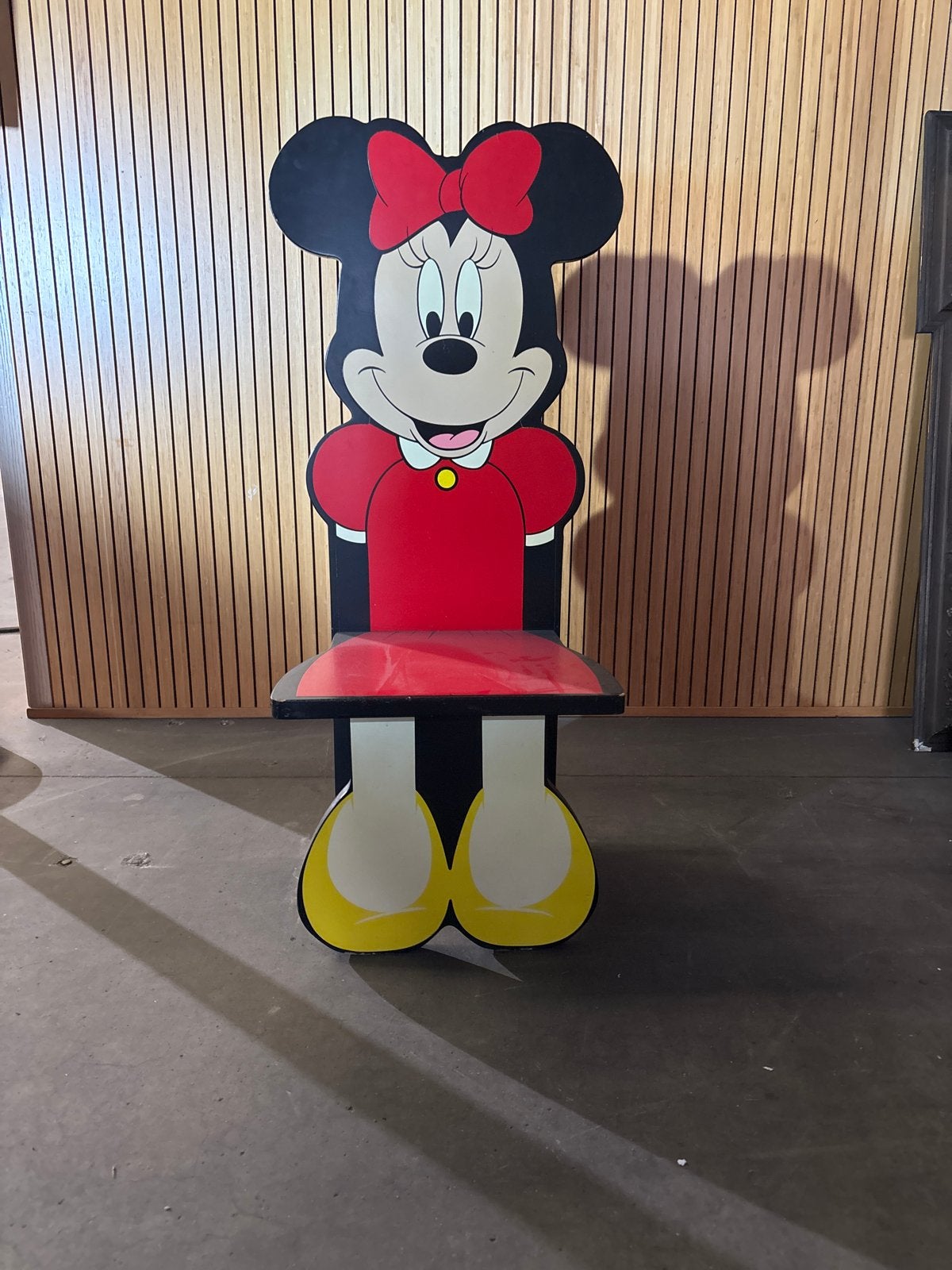 Minnie Mouse kinderstoel - uniek en decoratief, Gebruikt, Disney, Ophalen of Verzenden, '
