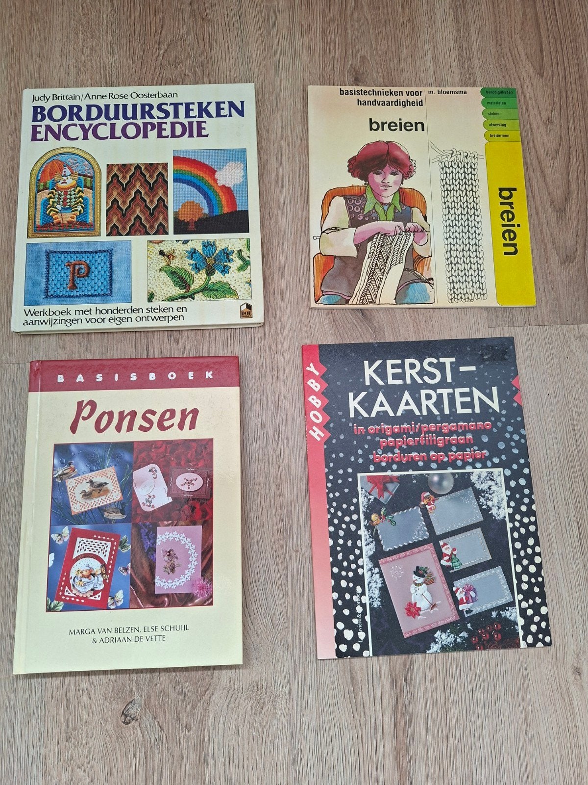 Grote partij knutselboeken, sjablonen en gereedschap, Hobby en Vrije tijd, Ophalen, Gebruikt, Gereedschap of Toebehoren