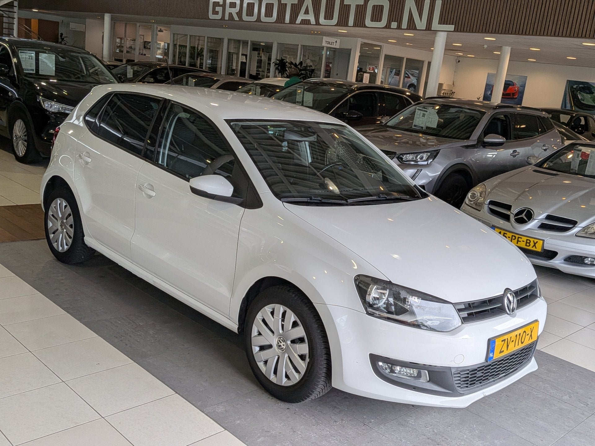 Volkswagen Polo 1.2 Easyline Airco, Cruise Control, Stuurbek, Voorwielaandrijving, Euro 5, Zwart, 60 pk