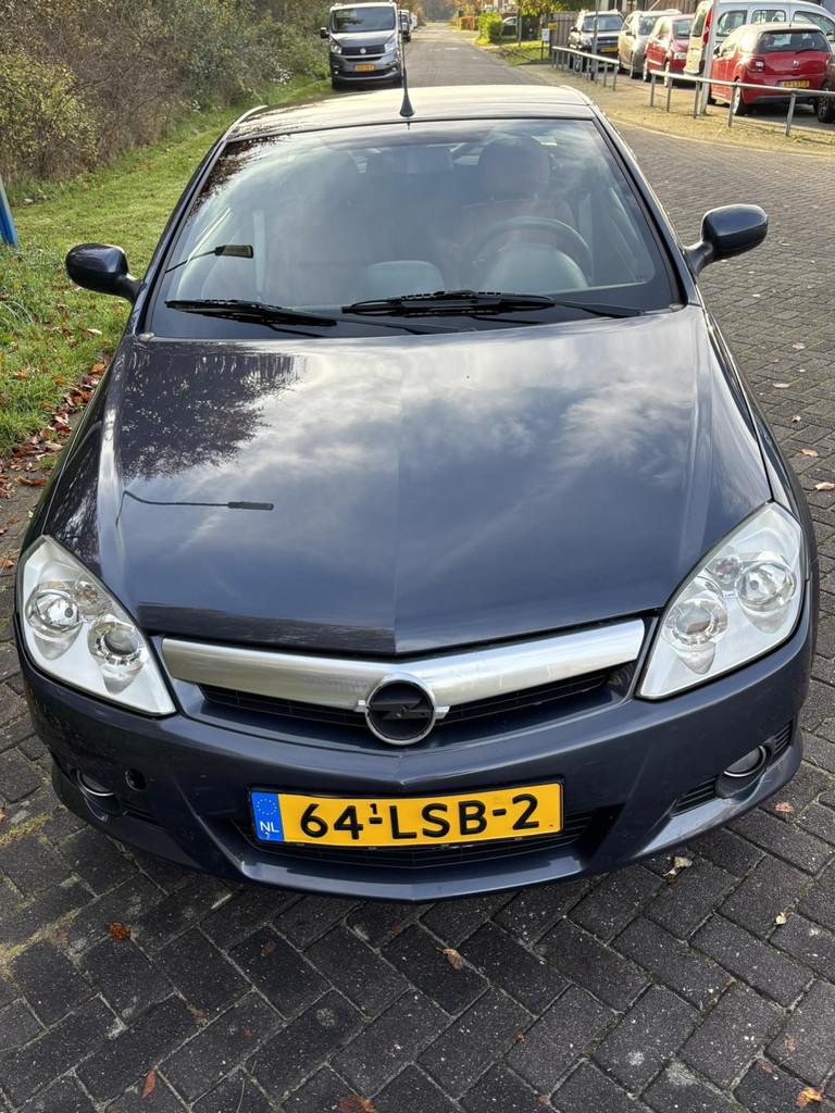Opel Tigra TwinTop 1.4-16V Rhythm | NAP | Airco, Auto's, Opel, Voorwielaandrijving, Gebruikt, 4 cilinders, Cabriolet