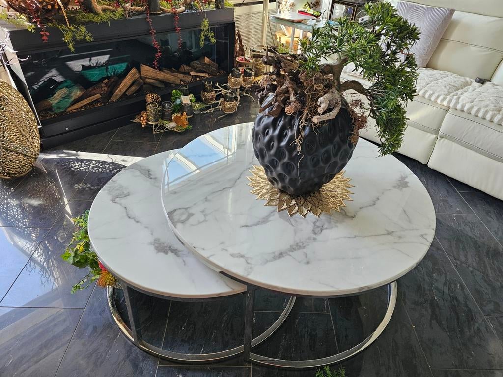 2 inschuifbare marmeren salontafels  in nieuwstaat, Huis en Inrichting, Tafels | Salontafels, Ophalen, 50 tot 100 cm, Rond, 50 tot 100 cm