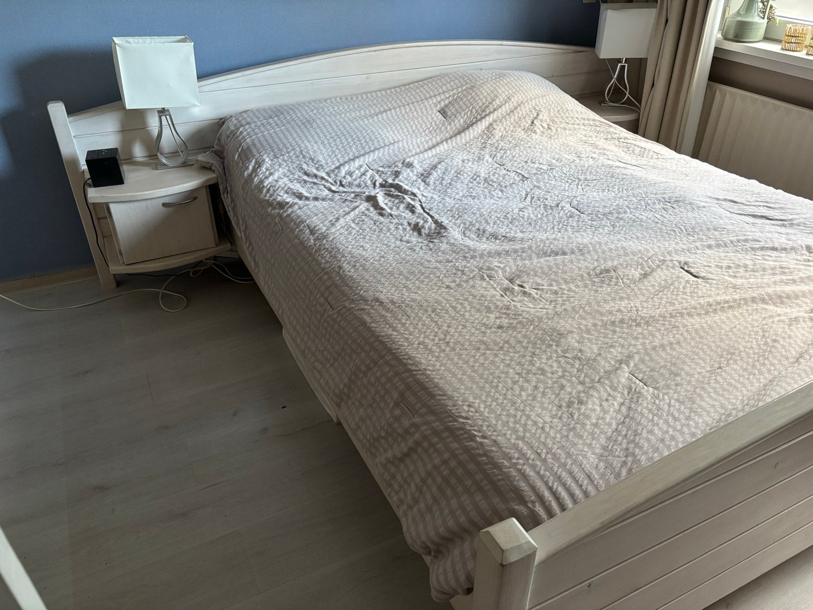 Bed 210x160 whitewash met lattenbodem en nachtkastjes, Gebruikt, Tweepersoons, Ophalen of Verzenden, 160 cm