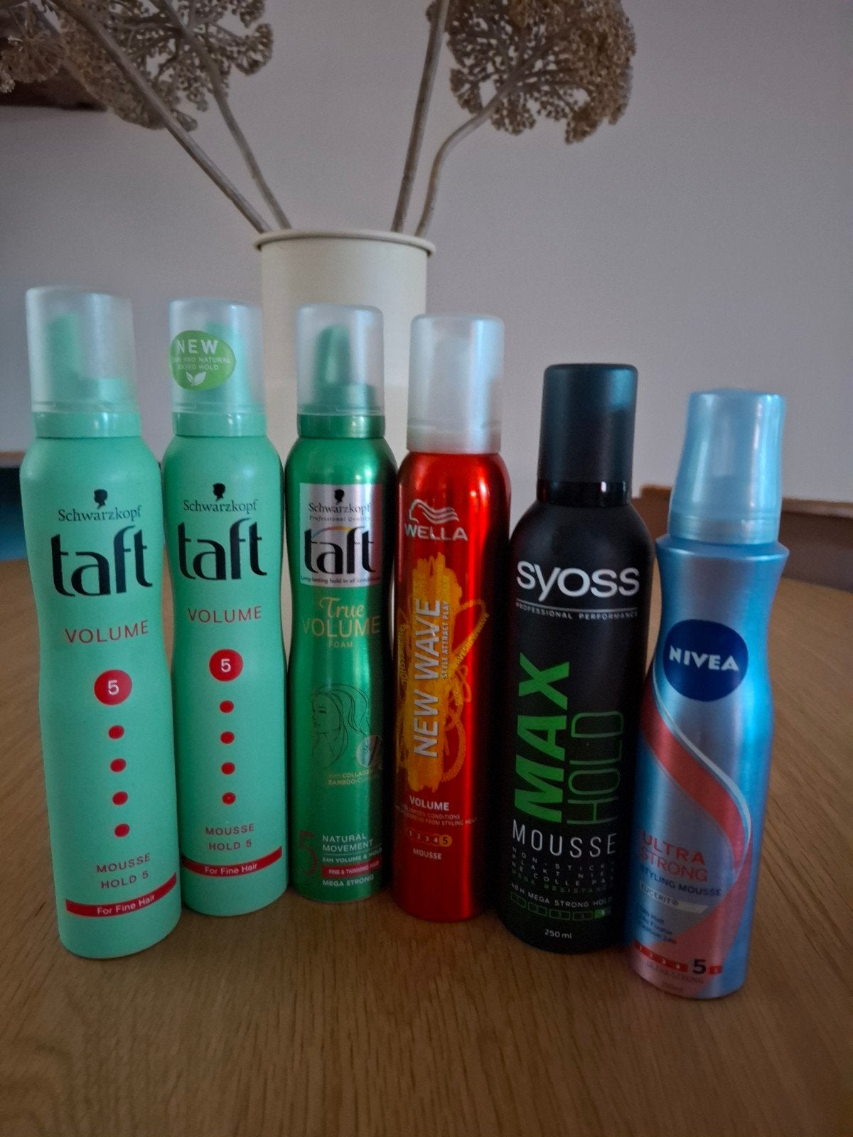 Wella, Taft, Nivea & Syoss volume mousse - haarstyling, Ophalen, Zo goed als nieuw, Gel, Wax, Haarlak of Mousse