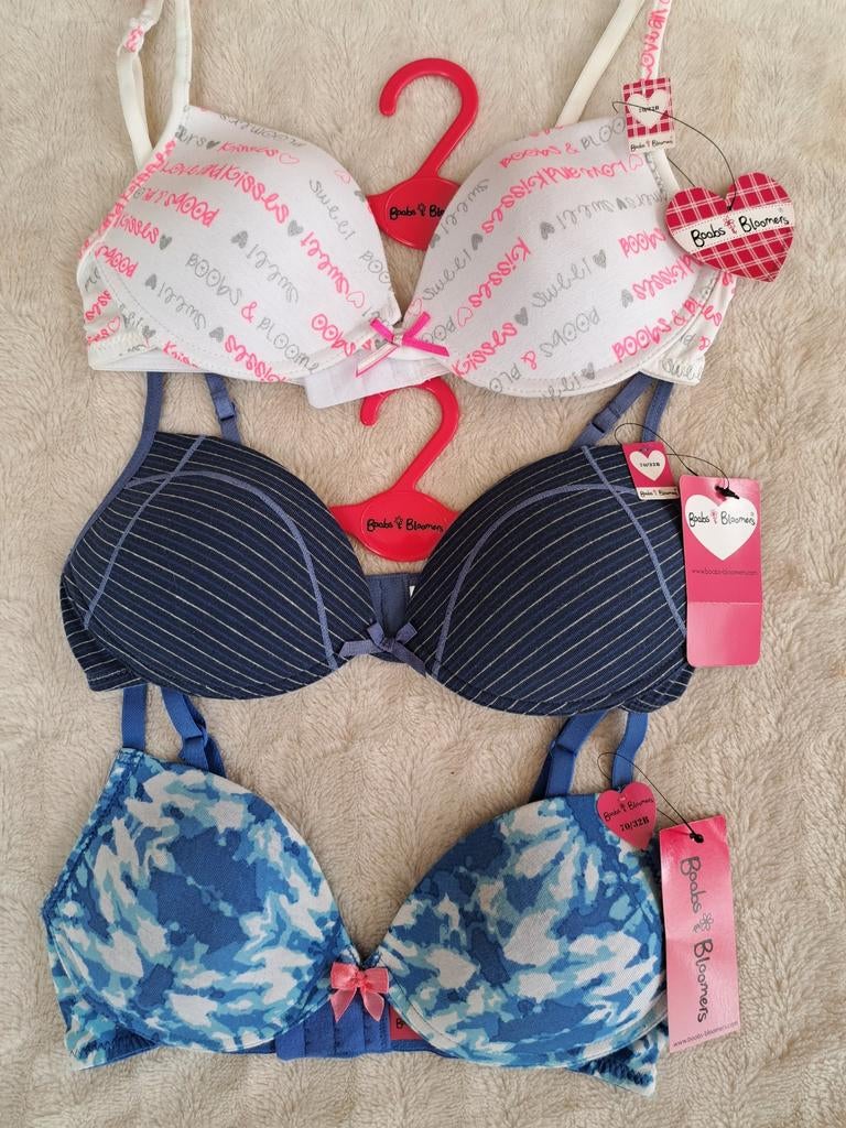 Nieuwe tiener BH'S van Boobs en Bloomers maat 70B, Kleding | Dames, Ophalen of Verzenden, Zwart, BH