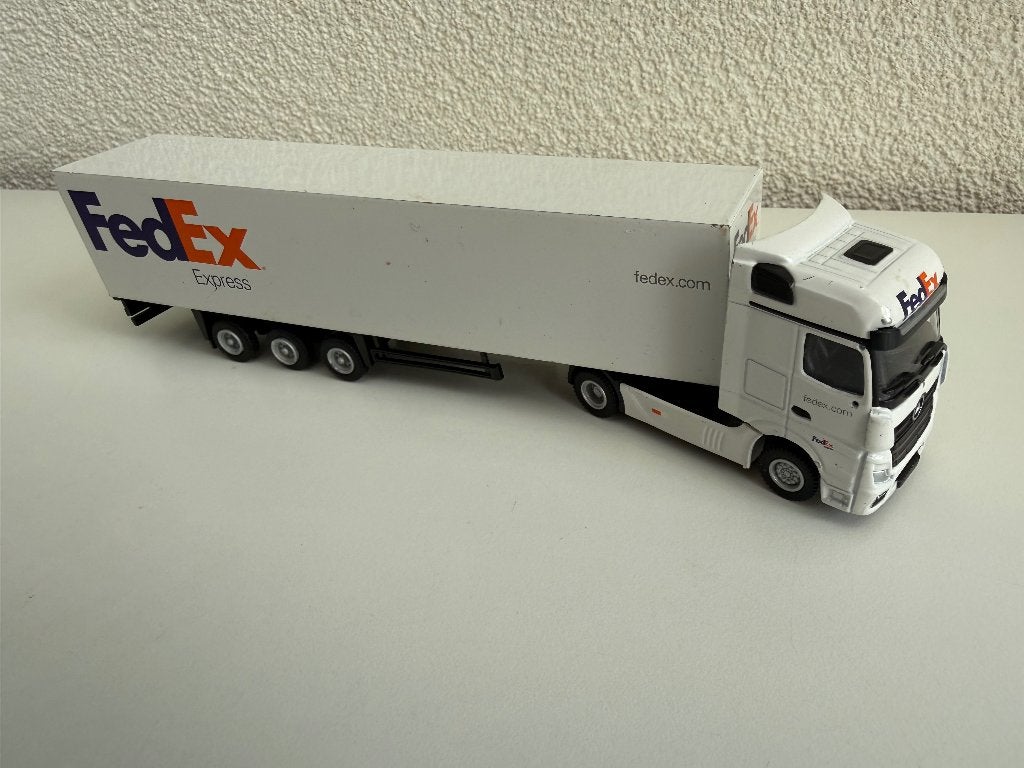 WSI Models Mercedes-Benz Actros + trailer (FedEx) (1:87), Ophalen of Verzenden, Gebruikt, Bus of Vrachtwagen, Overige merken