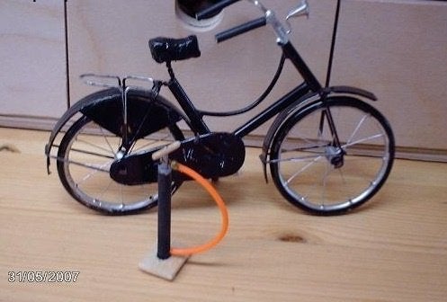 poppenhuis fietspomp zonder fiets, Ophalen of Verzenden, Nieuw, Poppenhuis
