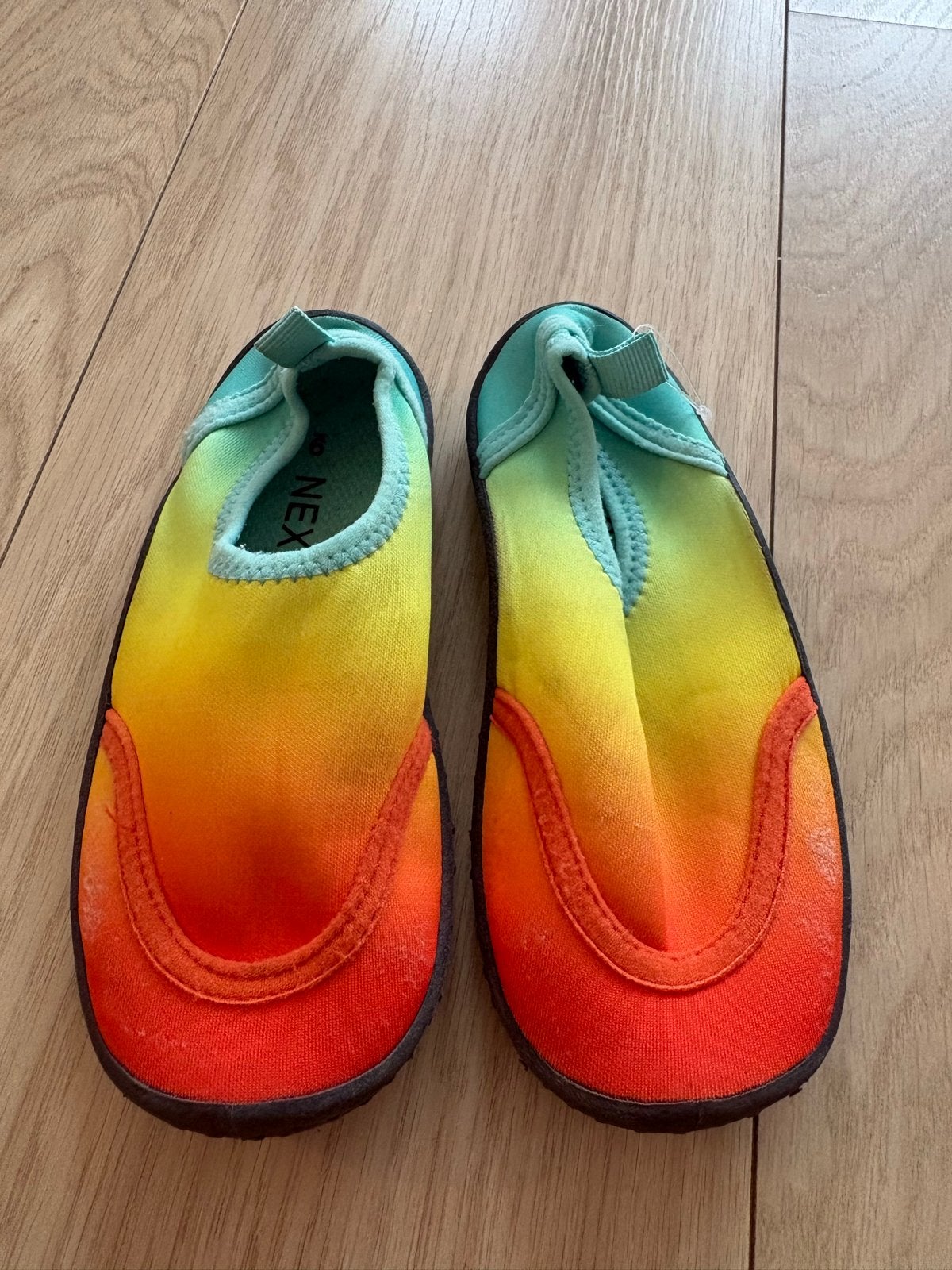 Next waterschoenen regenboog, Kleding | Dames, Ophalen of Verzenden, Gedragen, Meerkleurig, Overige typen