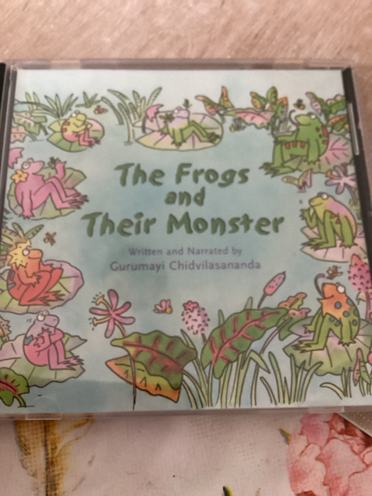 The Frogs & Their Monster CD - Verhaal van Gurumayi, Cd's en Dvd's, Ophalen of Verzenden, Zo goed als nieuw, Verhaal of Sprookje
