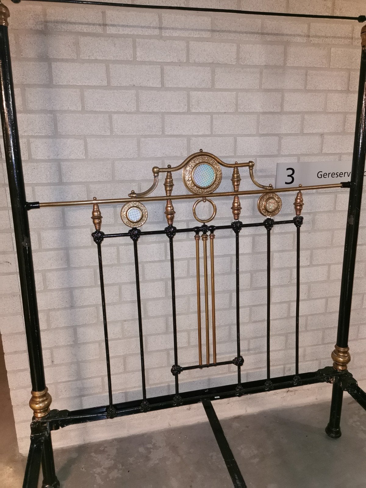 Hemelbed antiek. Hemelbed hoogte hemel 1m90 hoog., Ophalen