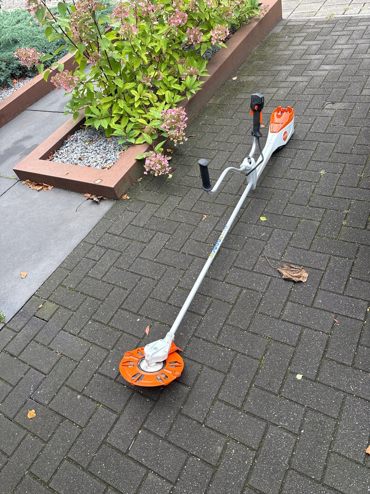 Stihl RGA 140 Accu Bosmaaier - Zo goed als nieuw, Tuin en Terras, Ophalen, Zo goed als nieuw, 30 tot 50 cm, Accu