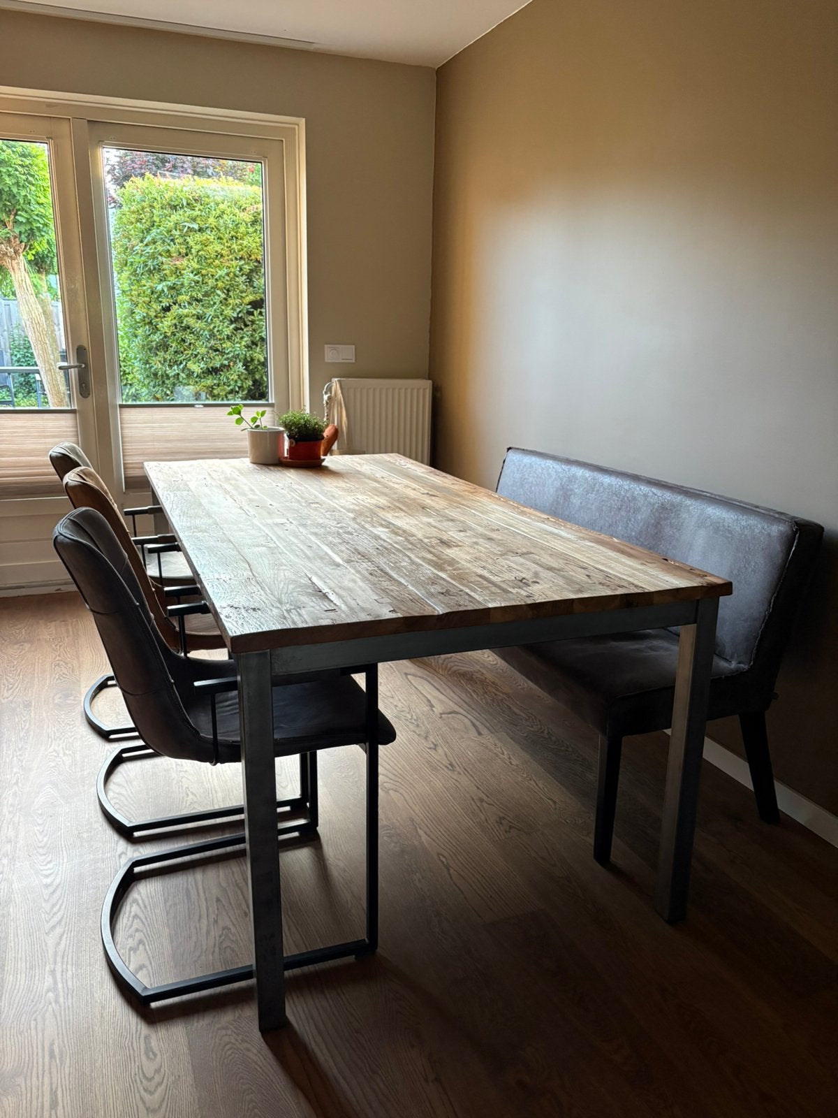 Eettafel en Be Pure bankje (ook los te koop), Ophalen, 200 cm of meer, 50 tot 100 cm, Zo goed als nieuw