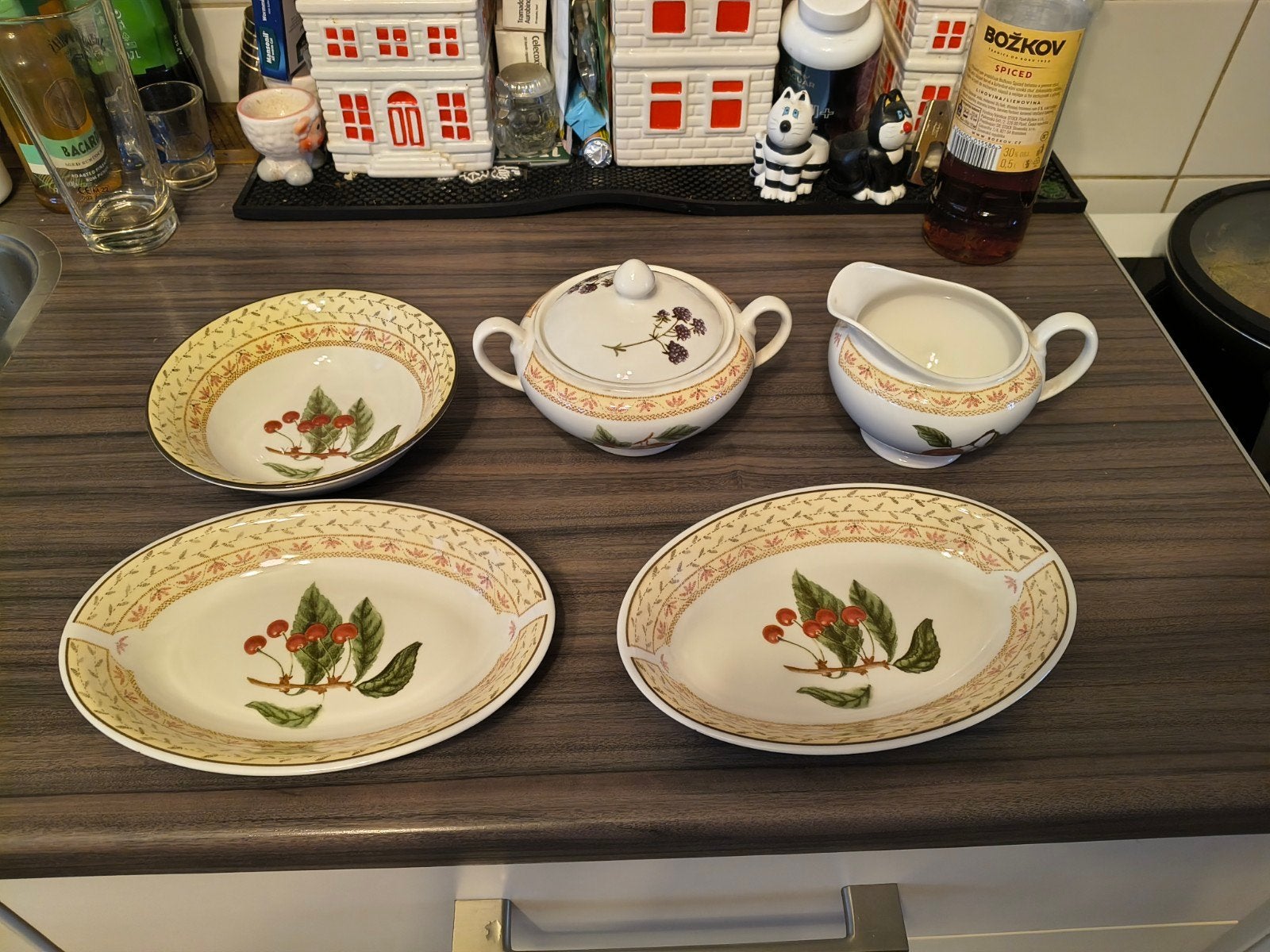 Johnson Bros serviesdelen - Vintage fruitdecor, Huis en Inrichting, Overige merken, Keramiek, Vintage, Ophalen of Verzenden