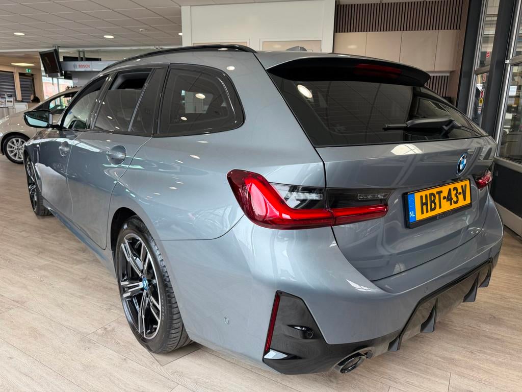 BMW 3-serie Touring 330e HYBRIDE M-Sport Pakket, Auto's, BMW, 1998 cc, 4 cilinders, Plug-in hybride, Automatische klimaatregeling