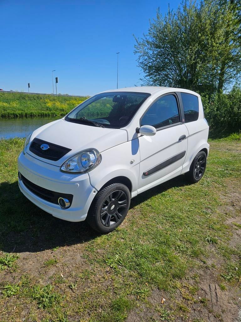 Microcar mgo f8  bouwjaar 2009  29.000 kilometer, Ophalen, Gebruikt, Ligier, 16 km/u of meer