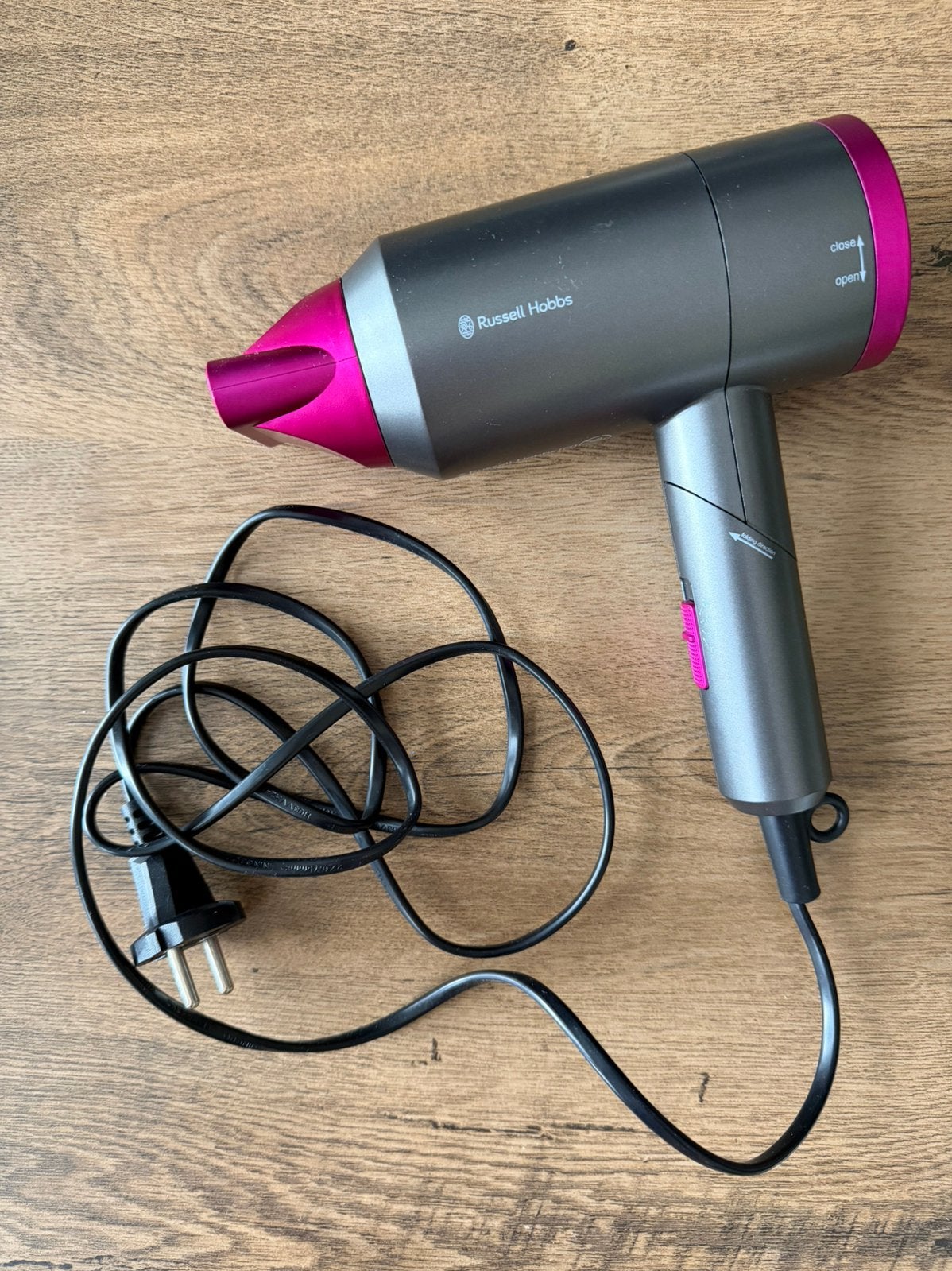 Russell Hobbs Föhn - Compact en Krachtig, Ophalen, Zo goed als nieuw, Haarverzorging