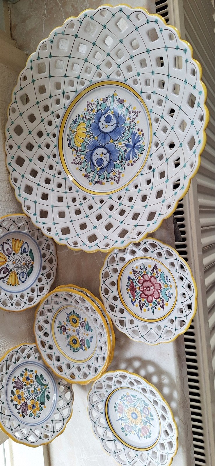 Vintage Modra handbeschilderd keramiek gebakservies, Antiek en Kunst, Antiek | Keramiek en Aardewerk, Ophalen of Verzenden