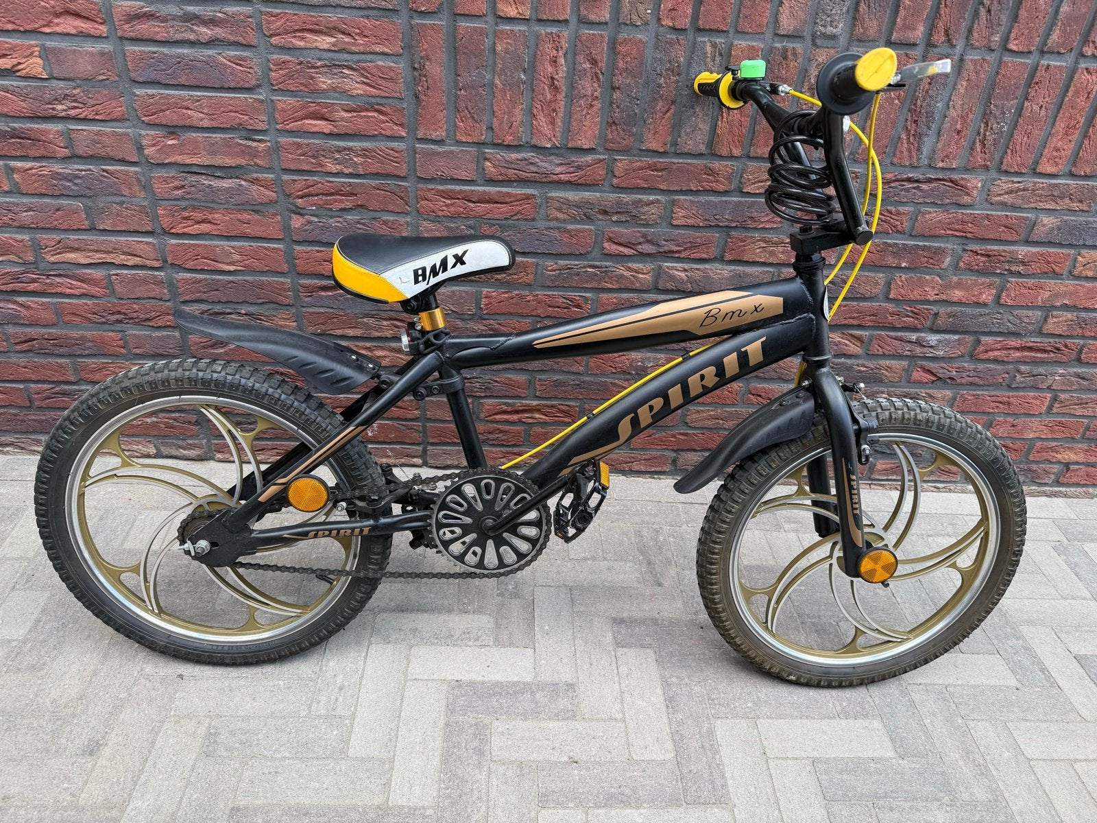 Bmx Spirit cheetah  20 inch zwart/goud, Ophalen, 16 tot 20 inch, Staal, Velgrem