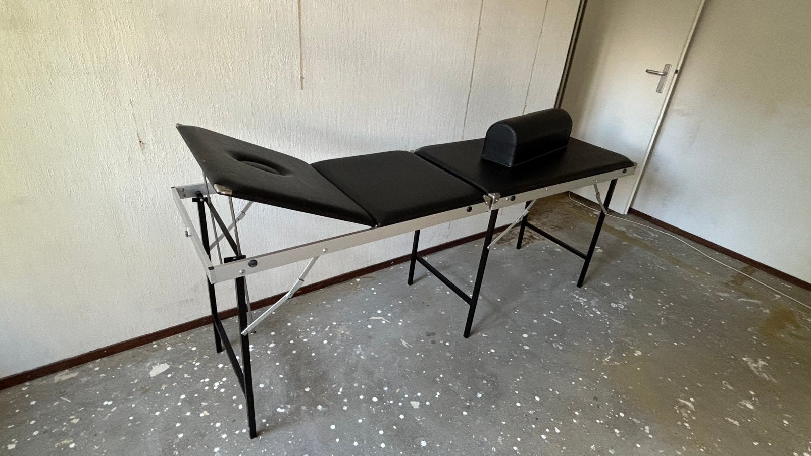 Fysio behandeltafel inclusief steun/verhogings kussen, Ophalen, Zo goed als nieuw, Massagetafel