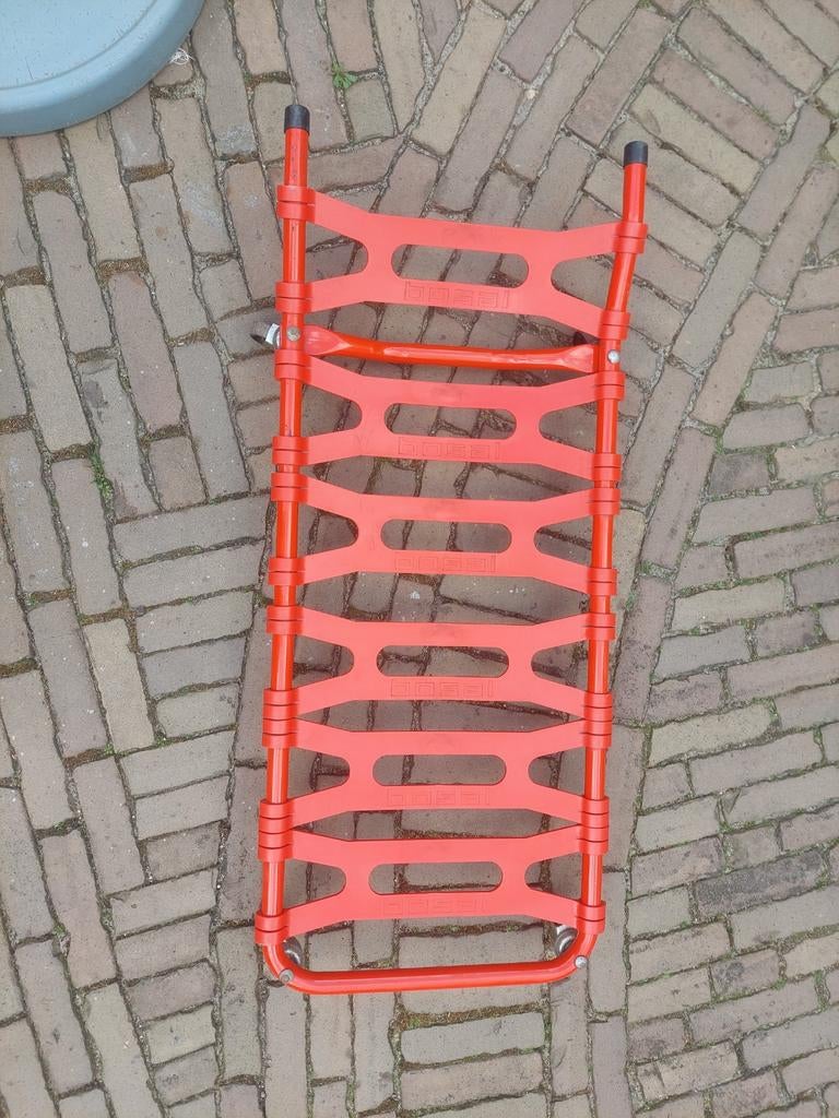 Bosal garage ligbed - Handig en comfortabel, Ophalen, Gebruikt