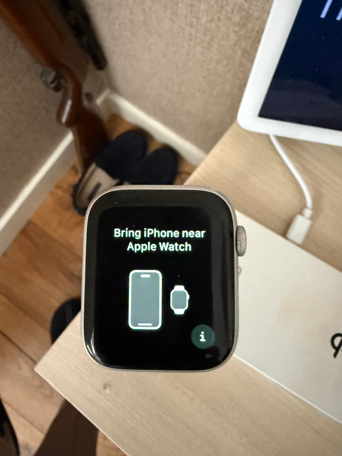 Apple watch serie 5, Gebruikt, IOS, Ophalen of Verzenden, Kompas