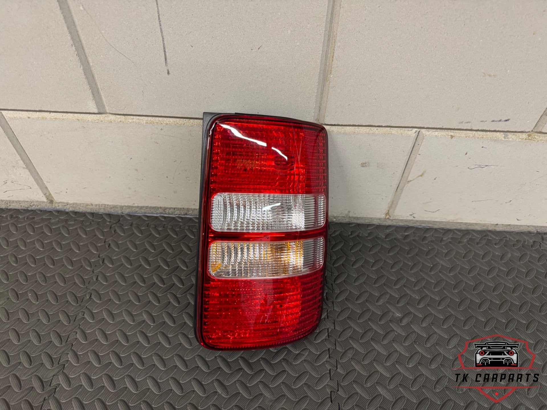Nieuw volkswagen caddya chterlicht R 2k0945112c, Volkswagen, Volkswagen AG, Nieuw, Berliner Ring 2
38440  Wolfsburg, DE