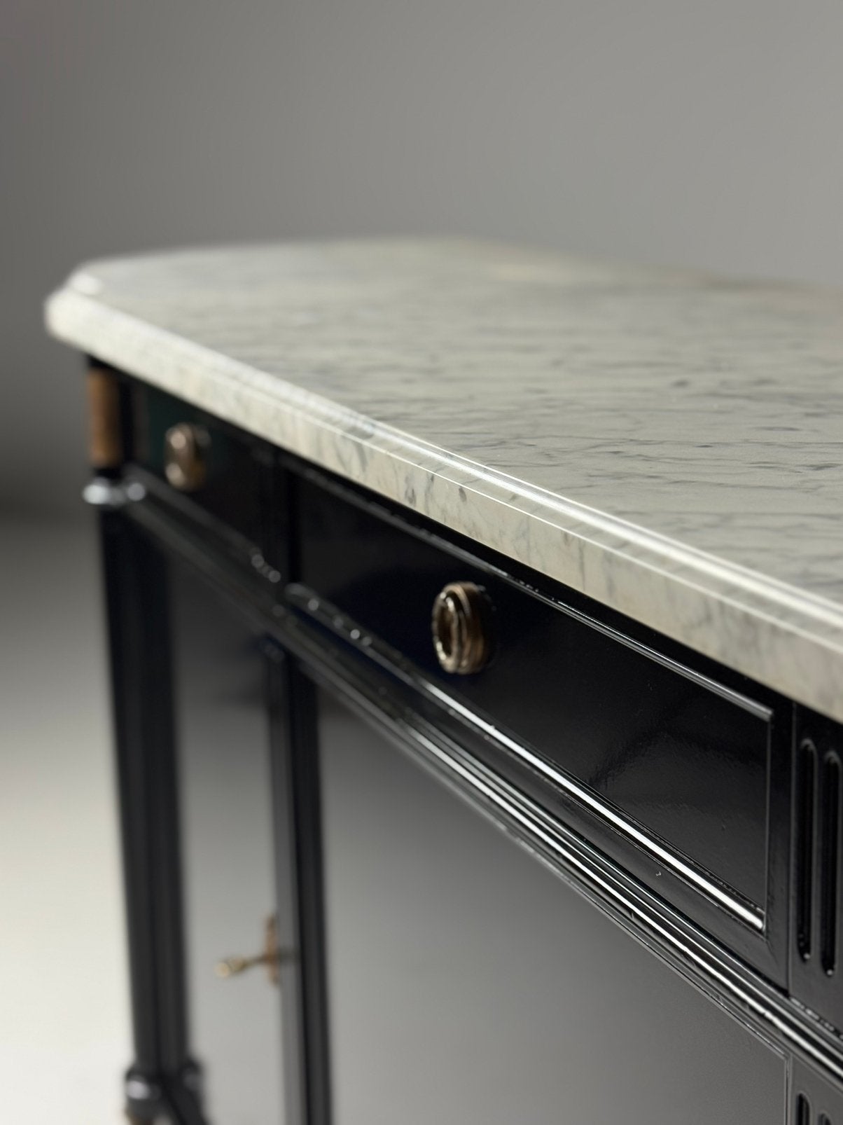 Franse Louis XVI stijl dressoir, Ophalen, Zo goed als nieuw, 25 tot 50 cm