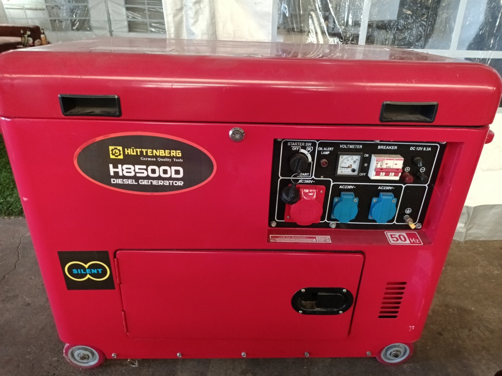 Hüttenberg H8500D Diesel Generator – 230v en 400v aggregaat, Ophalen, Dieselolie, Geluidgedempt, Zo goed als nieuw