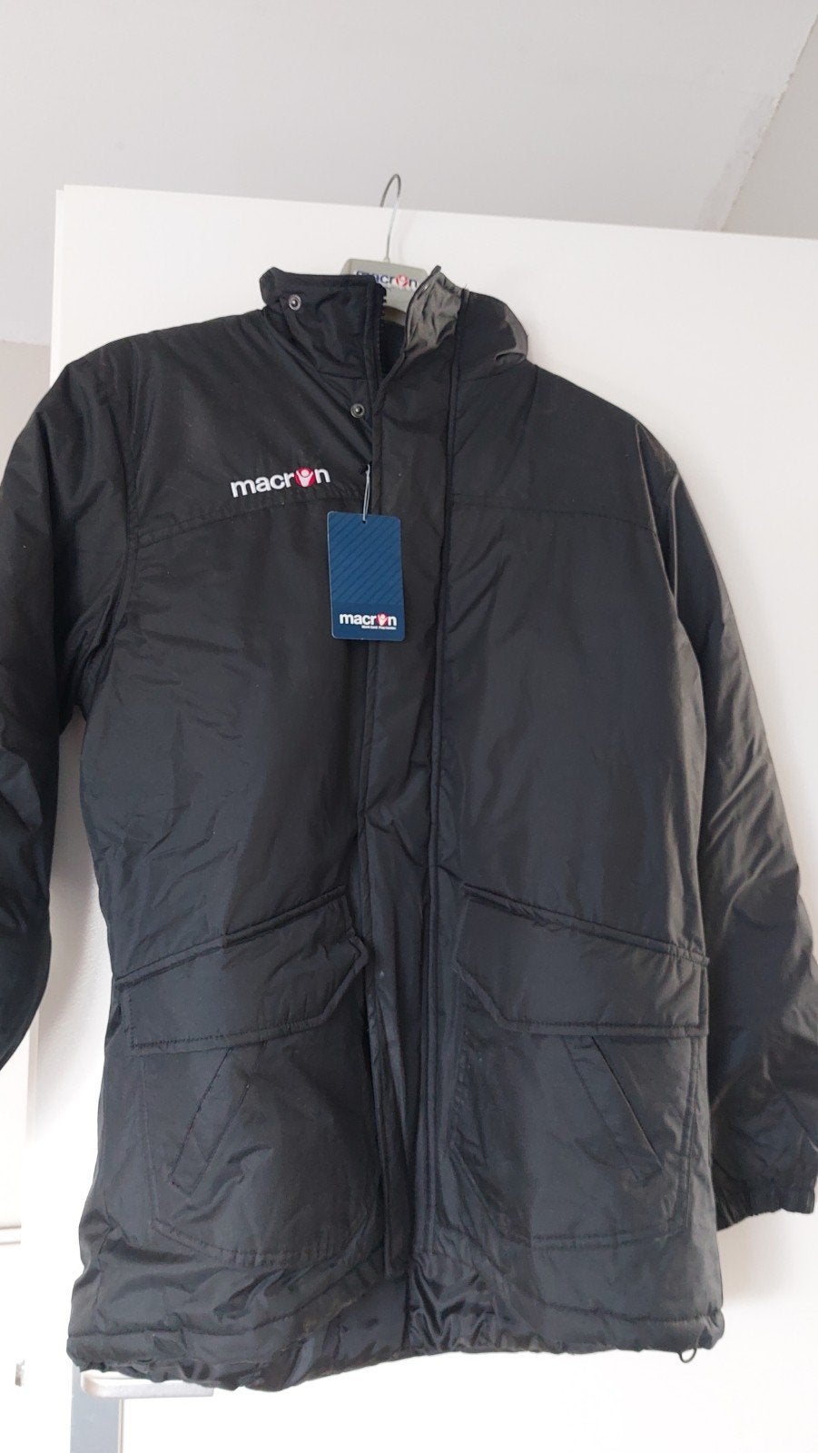 Nieuw!! Macron winterjas heren - Zwart - Maat M, Kleding | Heren, Maat 52/54 (L), Zwart, Nieuw, Ophalen of Verzenden
