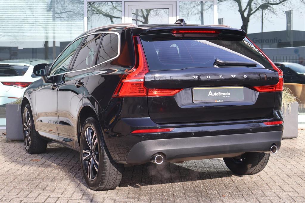 Volvo XC60 T5 Inscription 250pk | Stoelverwarming | Leder |, Auto's, Gebruikt, 4 cilinders, Zwart, Bedrijf