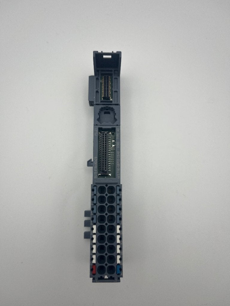 Siemens 6ES7193-6BP00-0BA0 ET200SP Base Unit, Gebruikt, Verzenden, Siemens Prinses Beatrixlaan 800, 2595 BN Den Haag info@siemens.com
