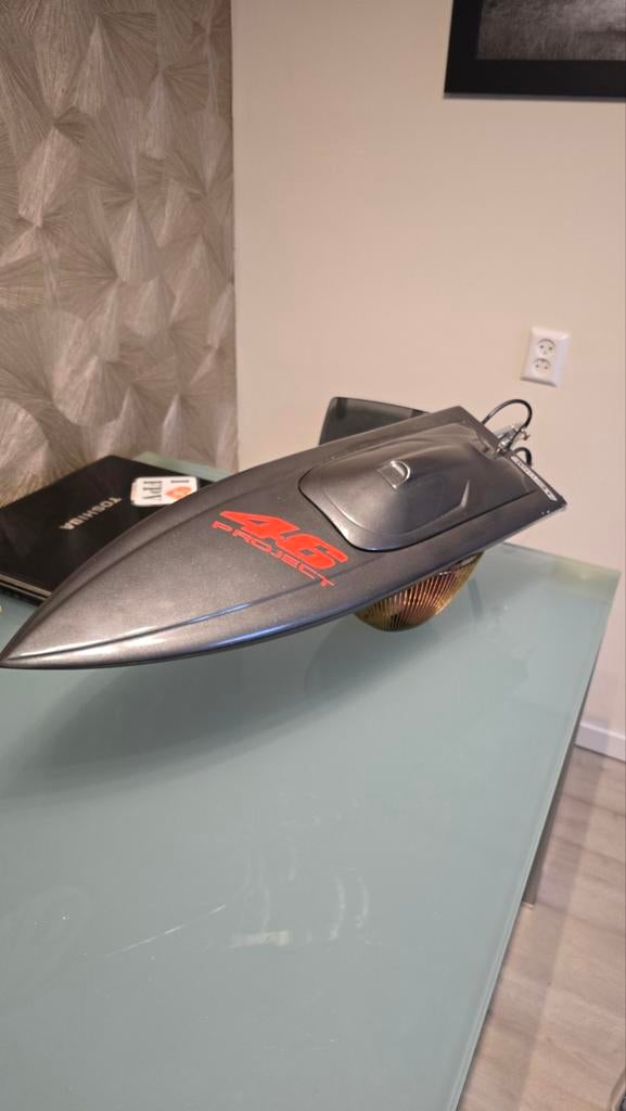 TFL Persuit 6s RC race mono speedboot, Hobby en Vrije tijd, Modelbouw | Boten en Schepen, Ophalen