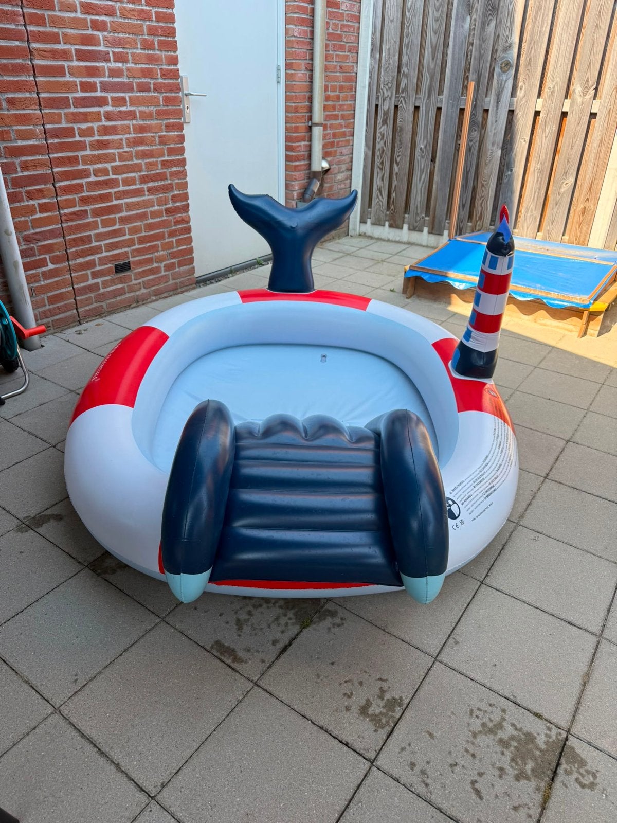 Swim Essentials Speelbad Walvis met Glijbaan en Vuurtoren, Ophalen of Verzenden, Gebruikt