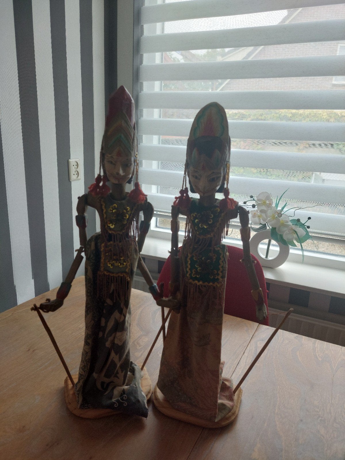 Set van 2 Indonesische Wayang Golek poppen, Handgemaakt, Indonesië, Meerkleurig, Pop