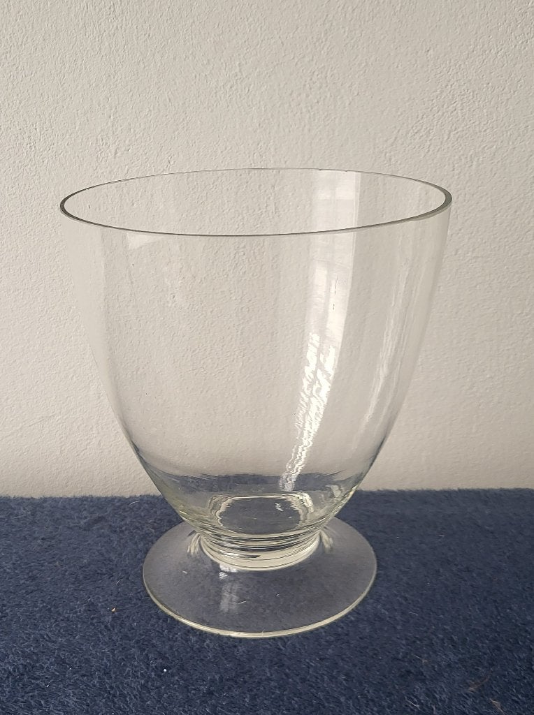 leuke glazen bloempot/vaas op voet zie foto's, Huis en Inrichting, Woonaccessoires | Vazen, Verzenden, Gebruikt, Op voet, Glas