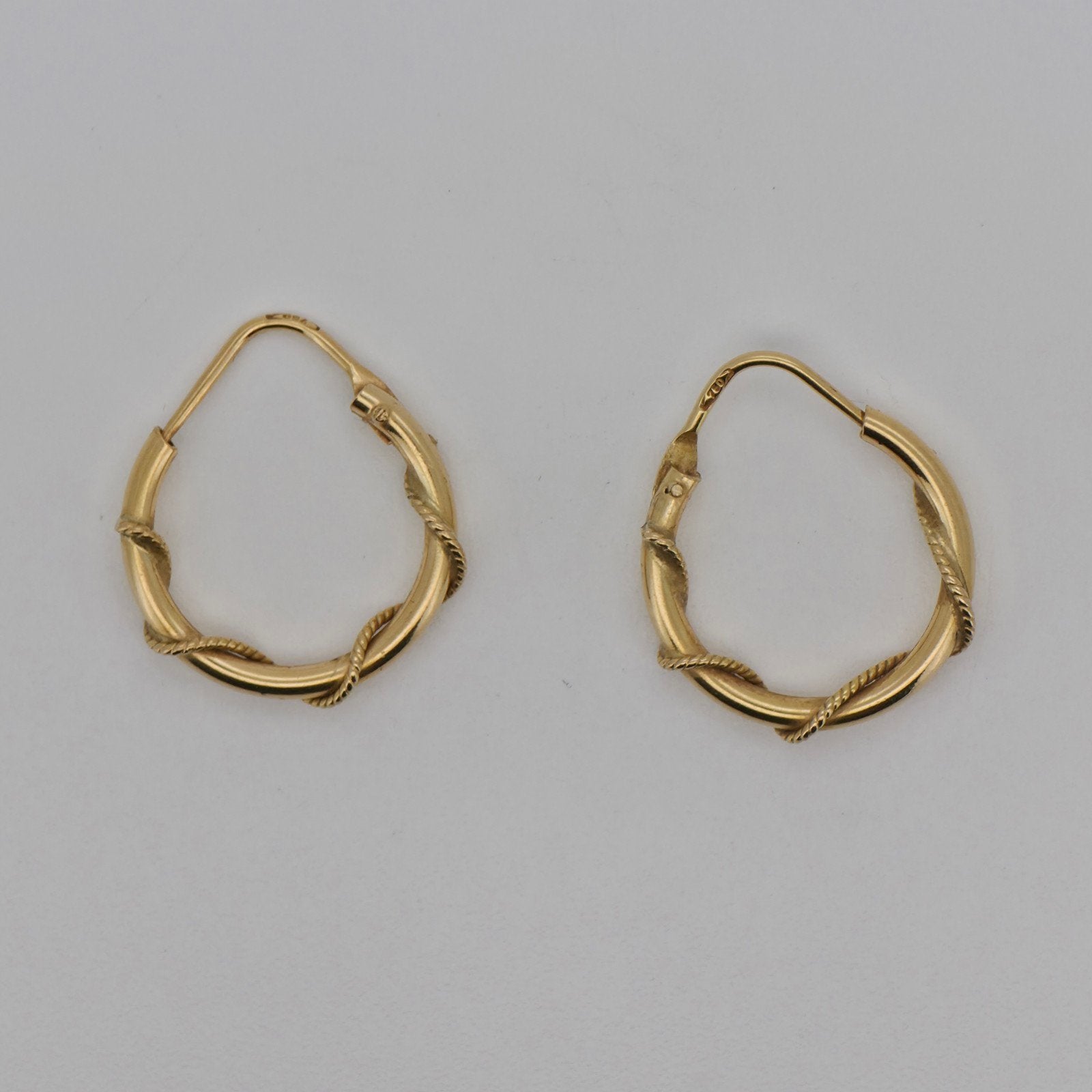 Gouden Oorbellen 18K (750) - 2,45g, Sieraden, Tassen en Uiterlijk, Oorbellen, Hangers, Ophalen of Verzenden, Zo goed als nieuw