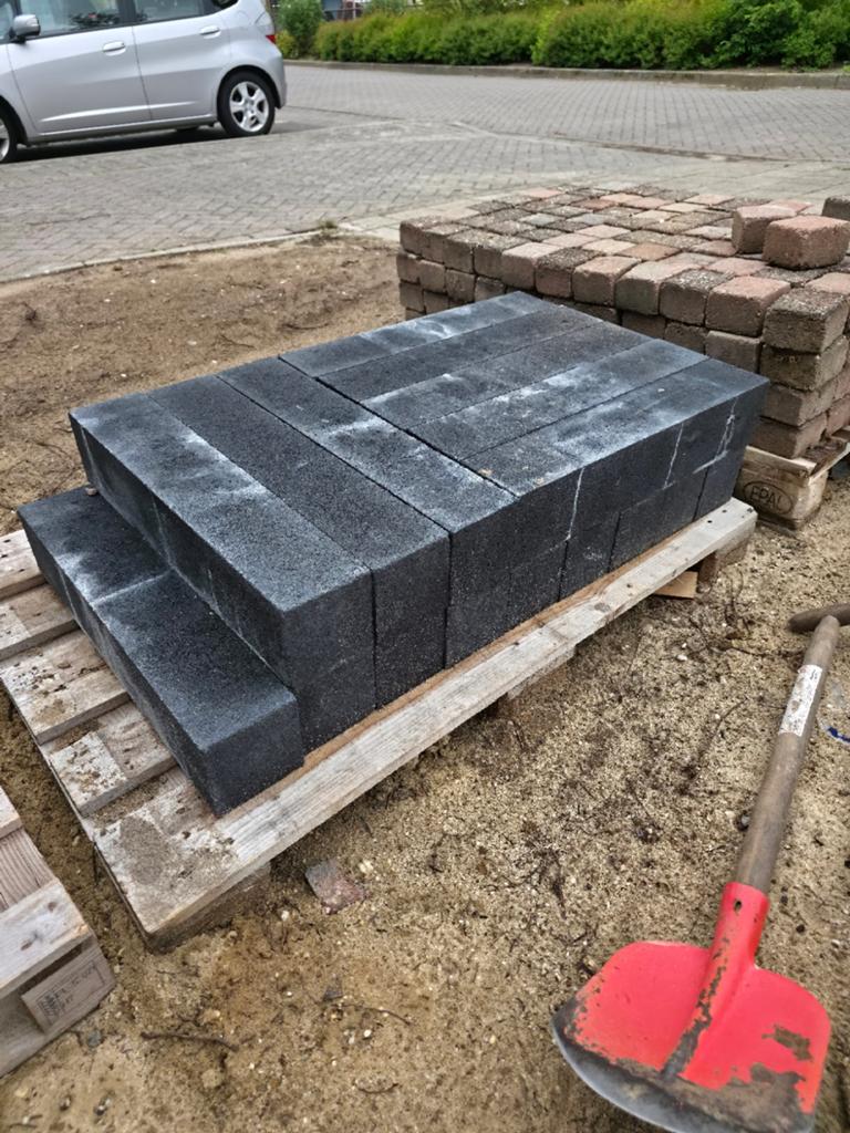 Stapelblokken Antractiet 12x12x60 18 stuks, Tuin en Terras, Tegels en Klinkers, Ophalen, Overige typen, Nieuw, Minder dan 5 m²