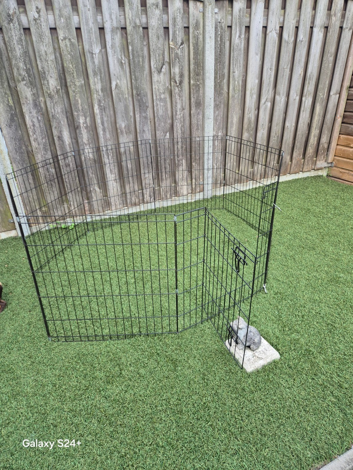 Puppyren en bench voor kleine hond, Dieren en Toebehoren, Ophalen, Zo goed als nieuw