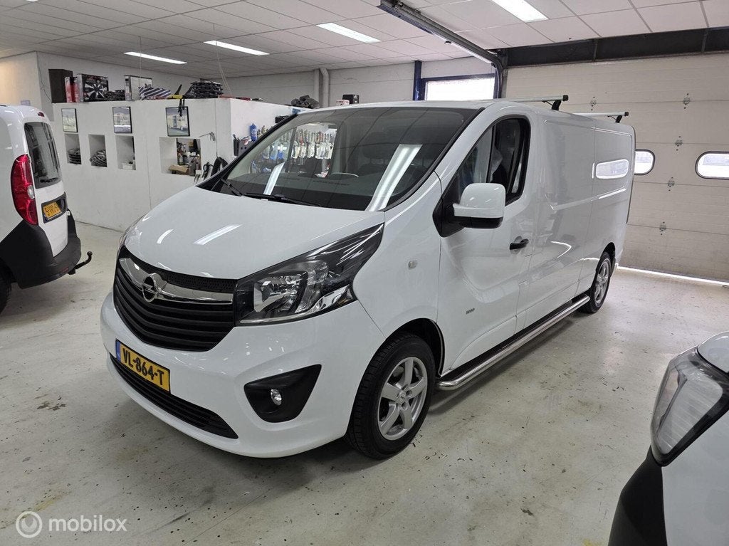 Opel Vivaro 1.6 CDTI BiTurbo L2H1 Edition EcoFlex, Euro 5, Gebruikt, 4 cilinders, 2000 kg